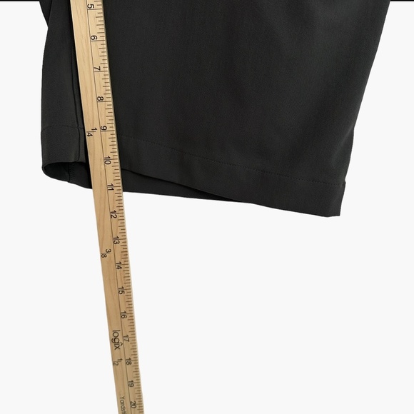 Lululemon Gray Cadence Commute Shorts - Picture 7 of 9